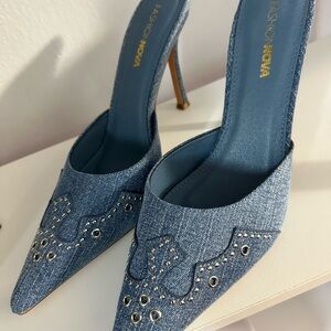 Fashion Nova Blue Crystal Embellished Heels 5”inches height size 11